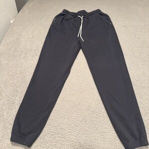 Vuori Cypress Sweatpant Color Black Size Medium V446
